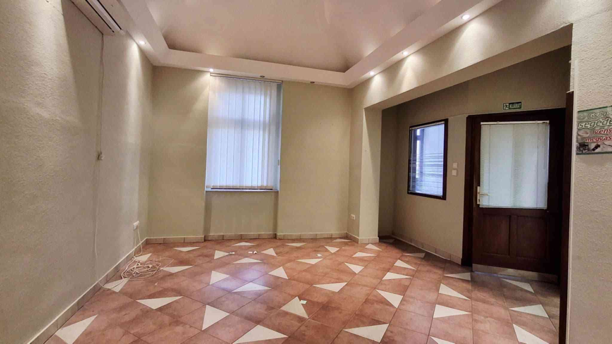 Debrecen Belváros közeli házrész eladó – 9. fotó