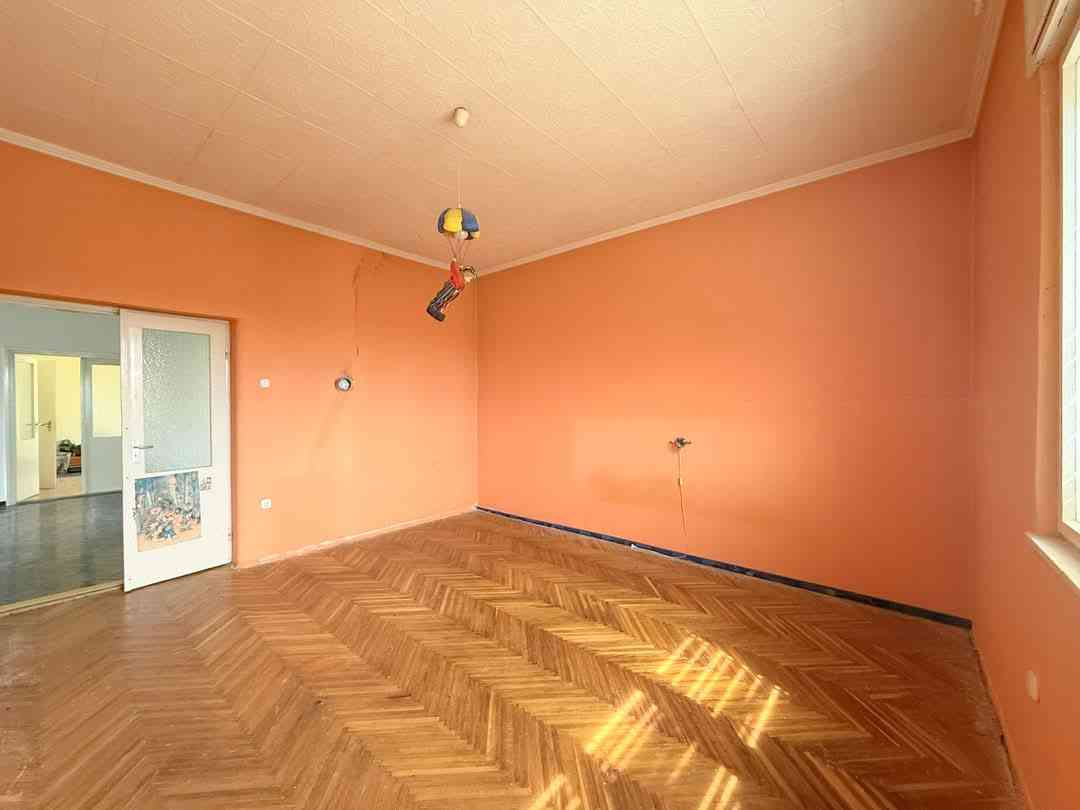 Eladó csalàdi hàz – 11. fotó