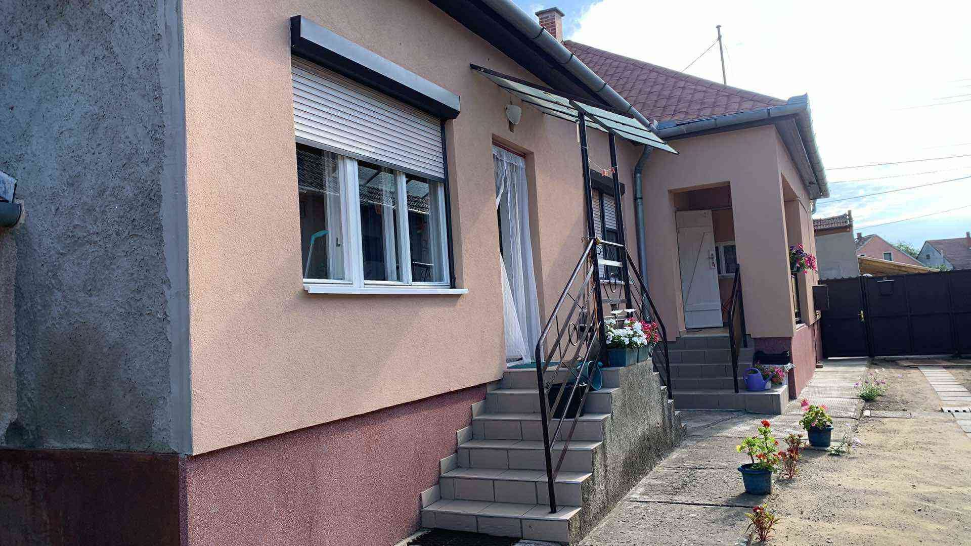 VERPELÉT: CSALÁDI HÁZ AKÁR EGER KÖRNYÉKI KISEBB LAKÁSRA CSERÉLHETŐ – 16. fotó