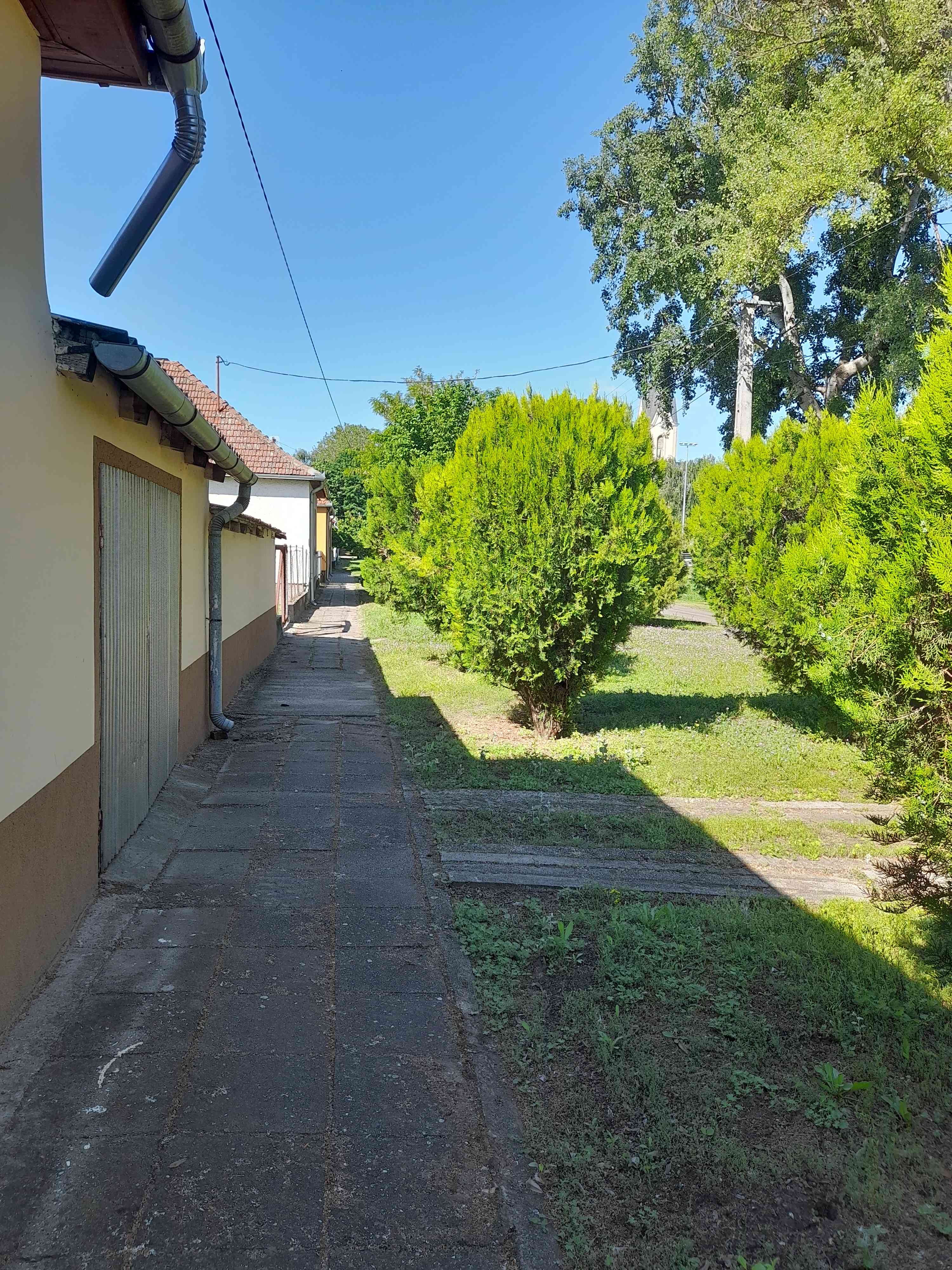 Eladó családi ház  – 16. fotó