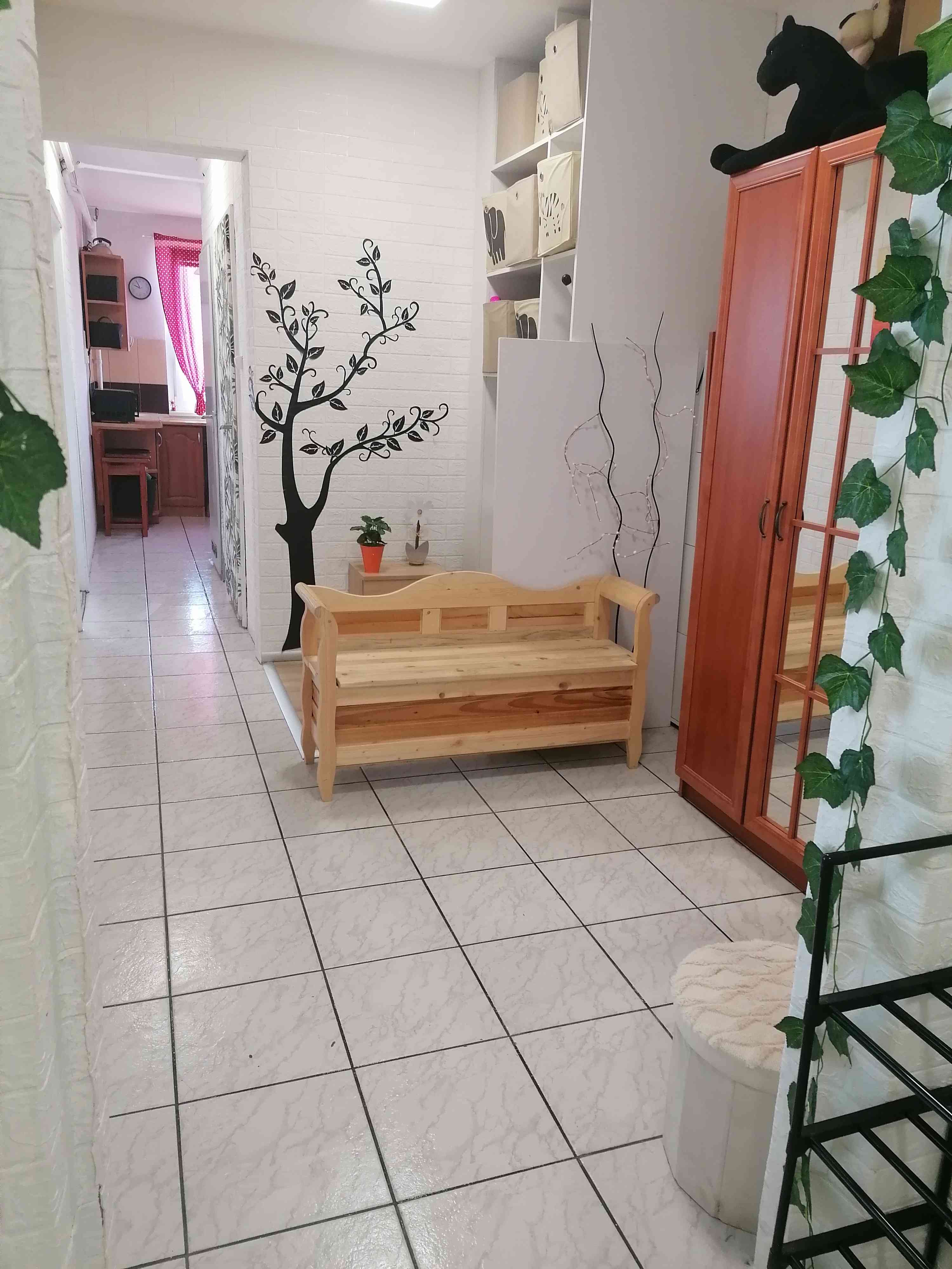 SZENTESI OTTHON A VÁROS FELETT – 2. fotó