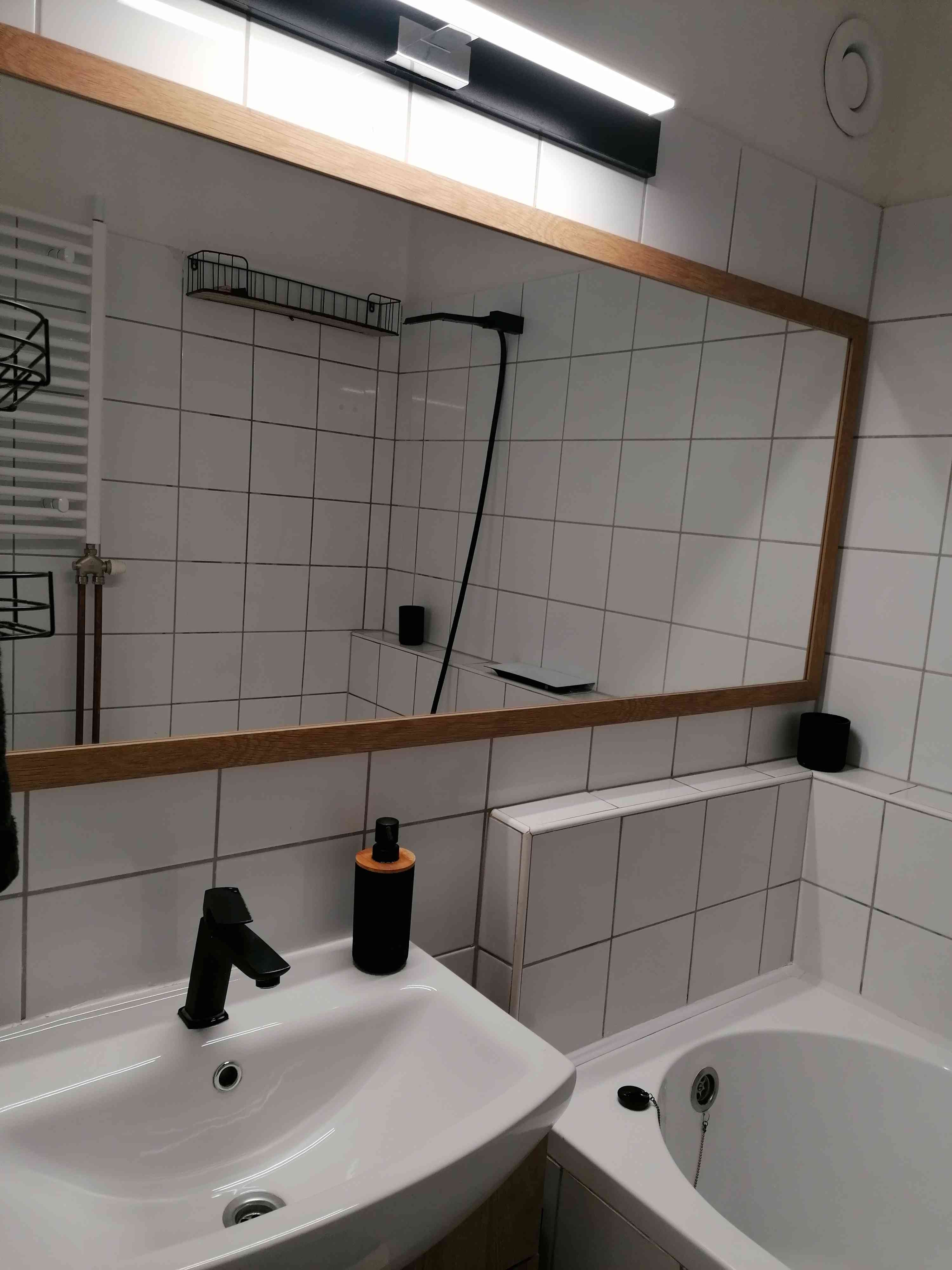SZENTESI OTTHON A VÁROS FELETT – 10. fotó