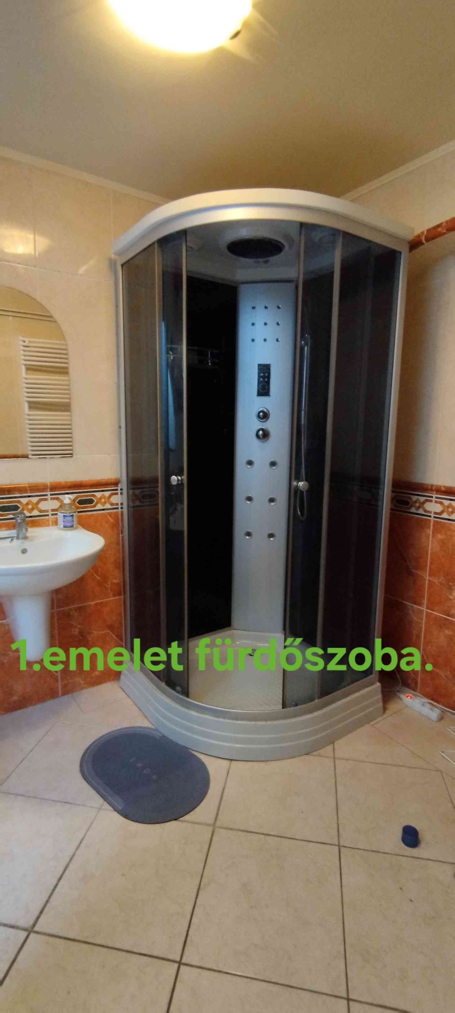 Emeletes Ház Újszegeden. – 16. fotó