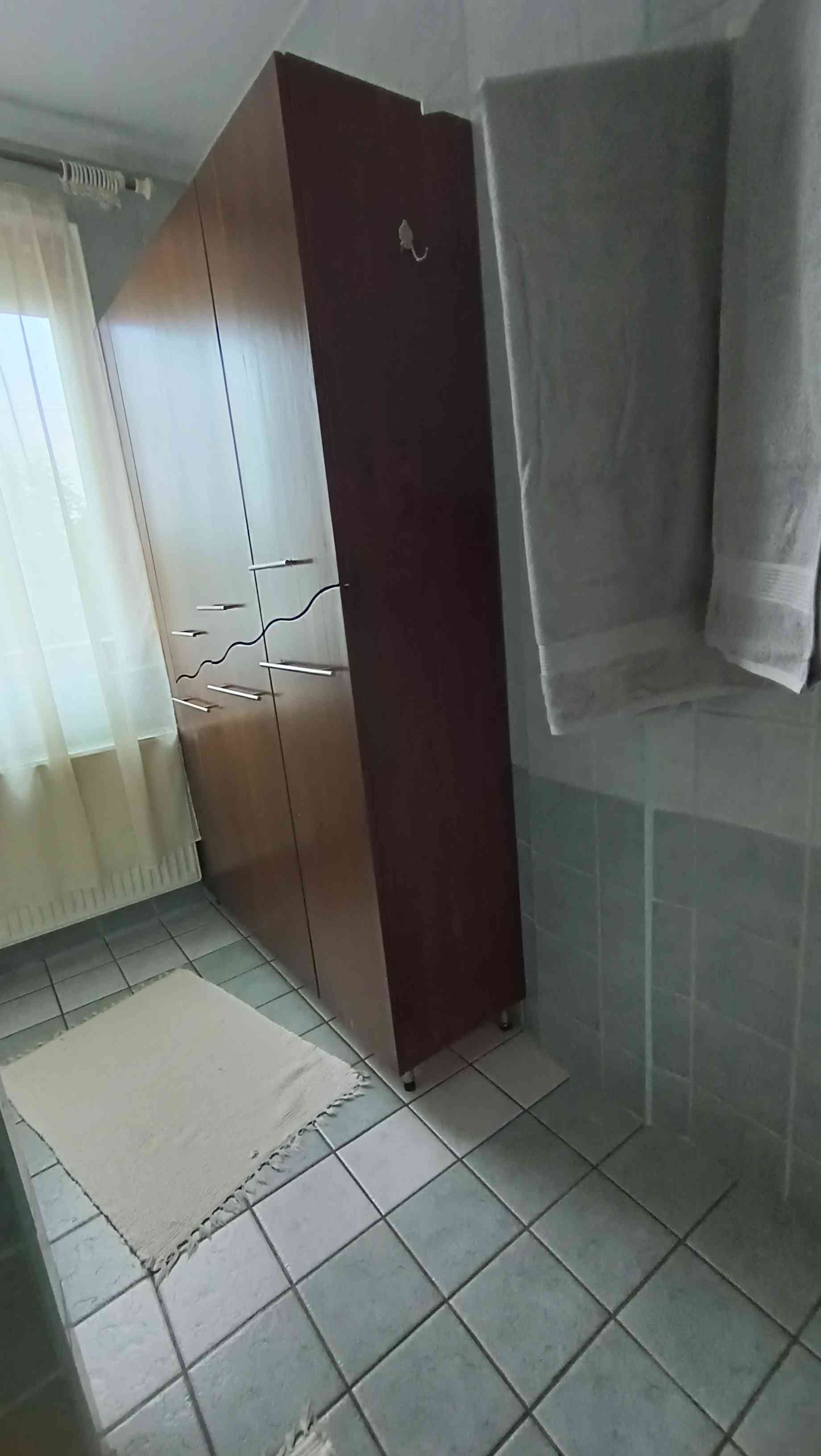 Kertes családi ház Vác mellett–nyugalom, kényelem, energiatakarékosság – 9. fotó