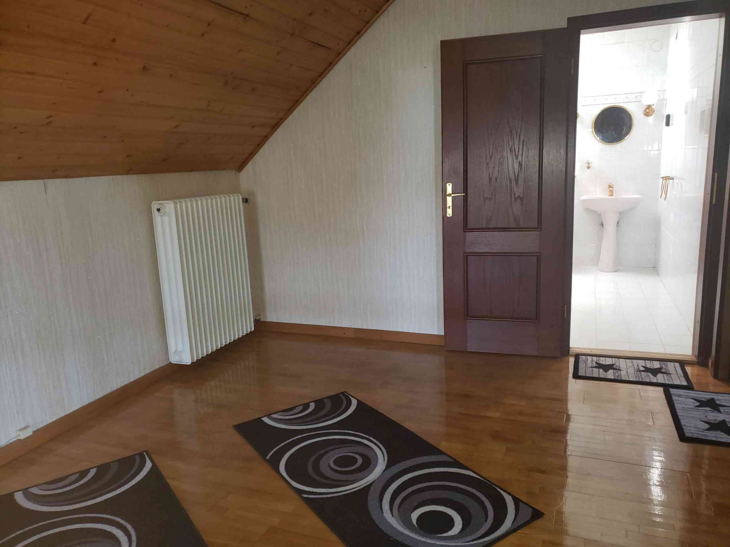 Sárvári Munkásszállónak alkalmas ház eladó – 5. fotó