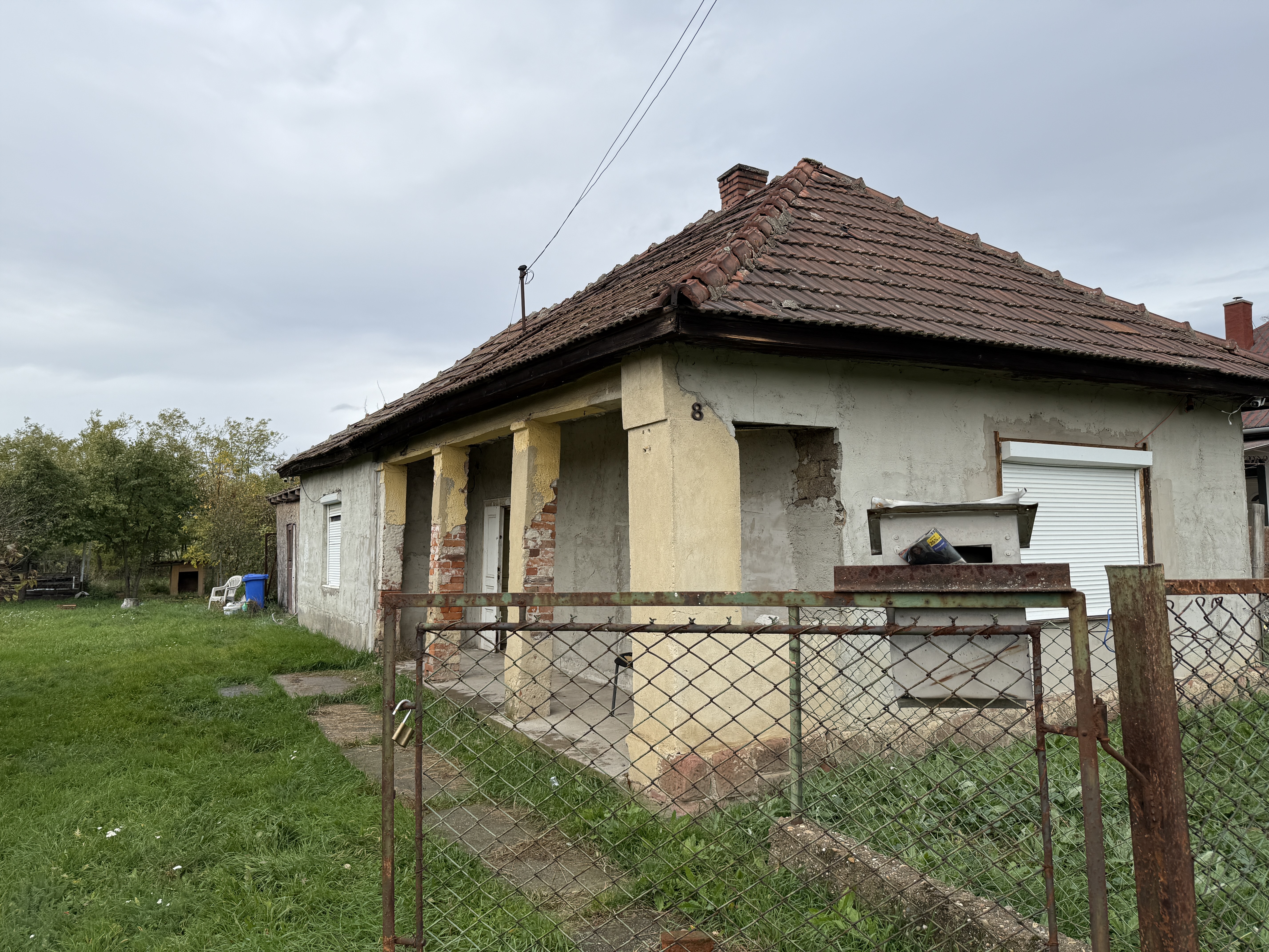 Eladó család ház Mezőnyárádon – 6. fotó