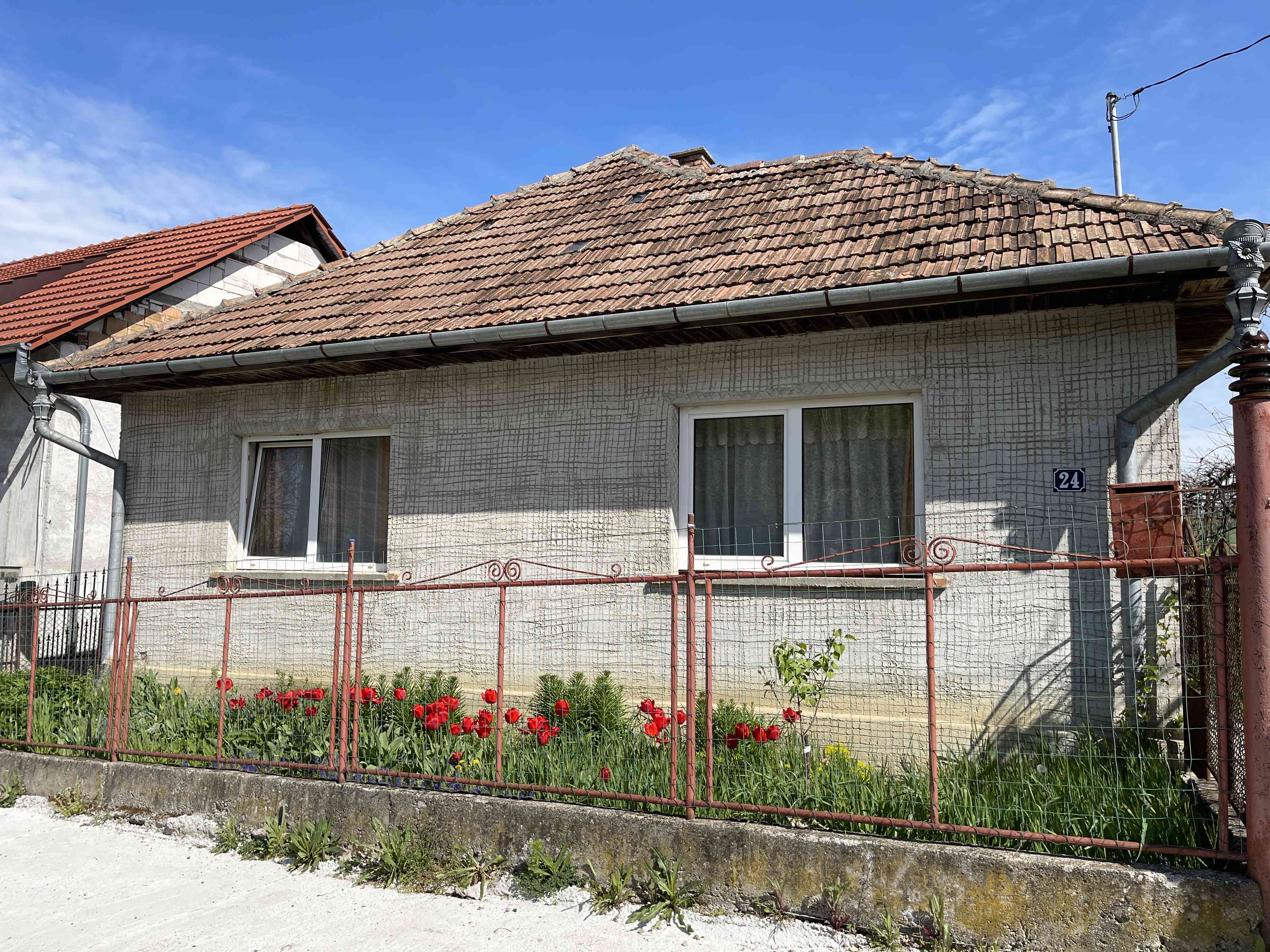 Eladó családi ház – 3. fotó