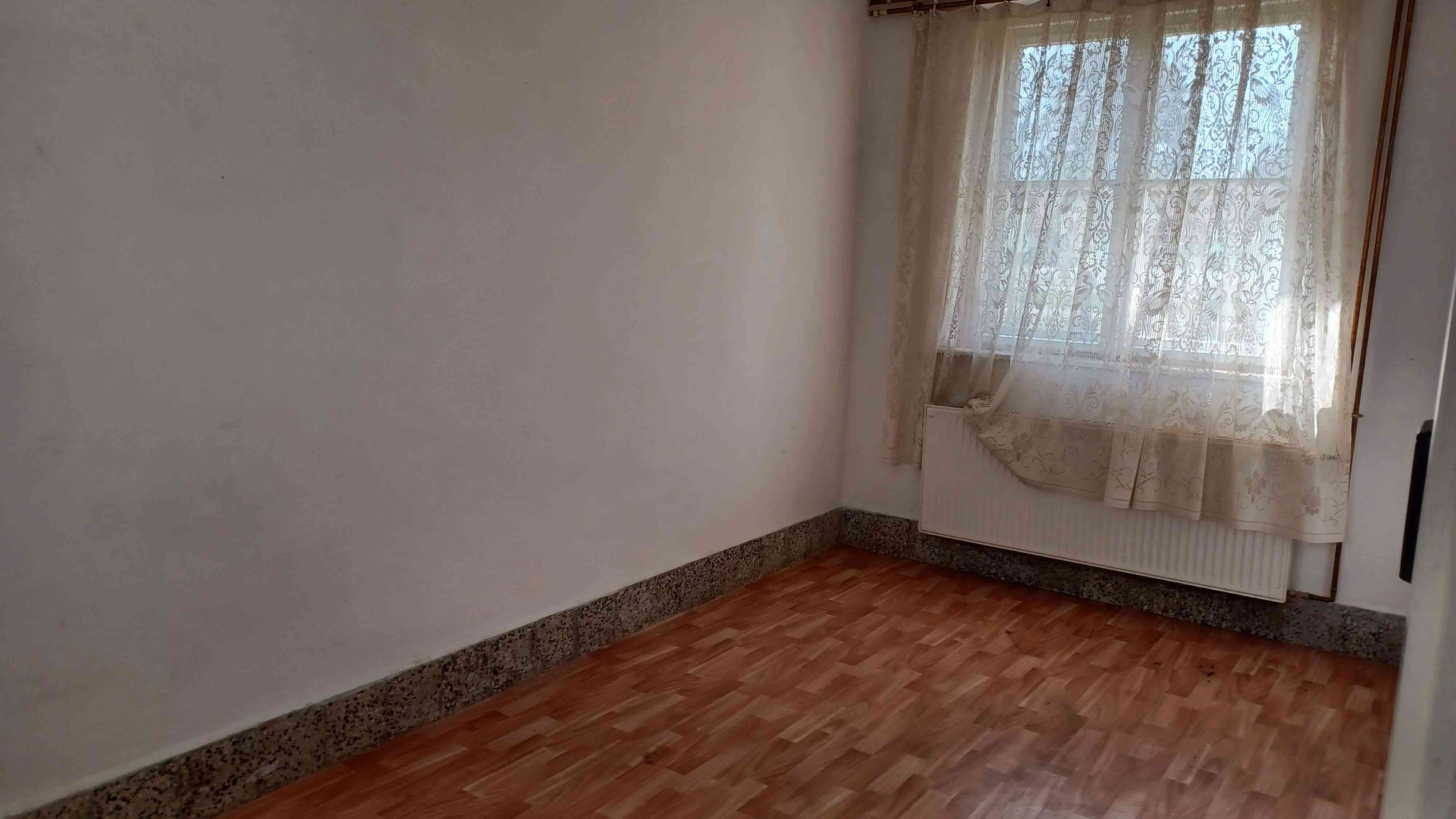 Irodahelyiség kiadó Mórahalmon – 6. fotó
